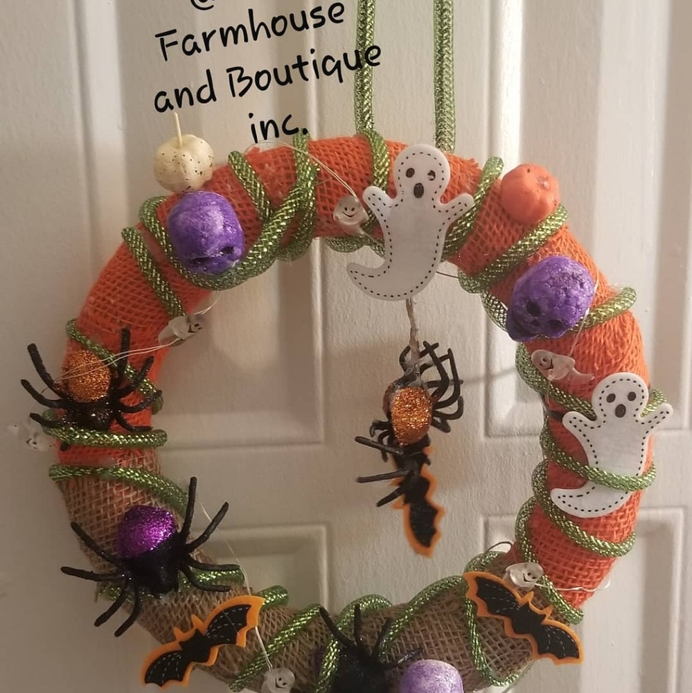 Halloween wreath w/ ghost LED lights